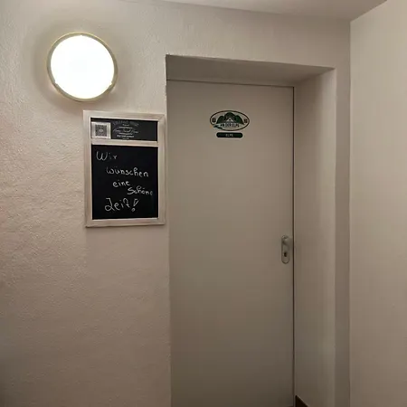 Elpe Apartment *